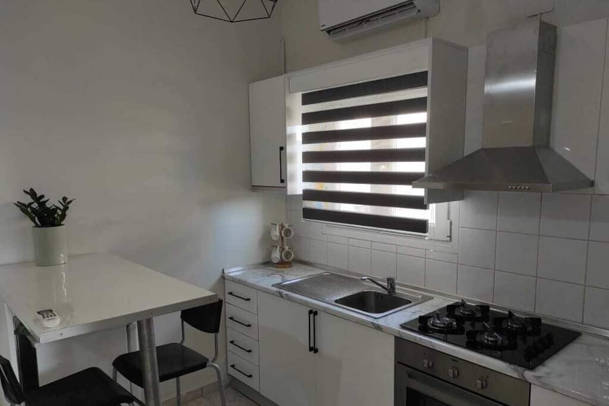 Appartamento Comfort, 1 camera da letto | Cucina privata | Frigorifero con congelatore, forno, piano cottura