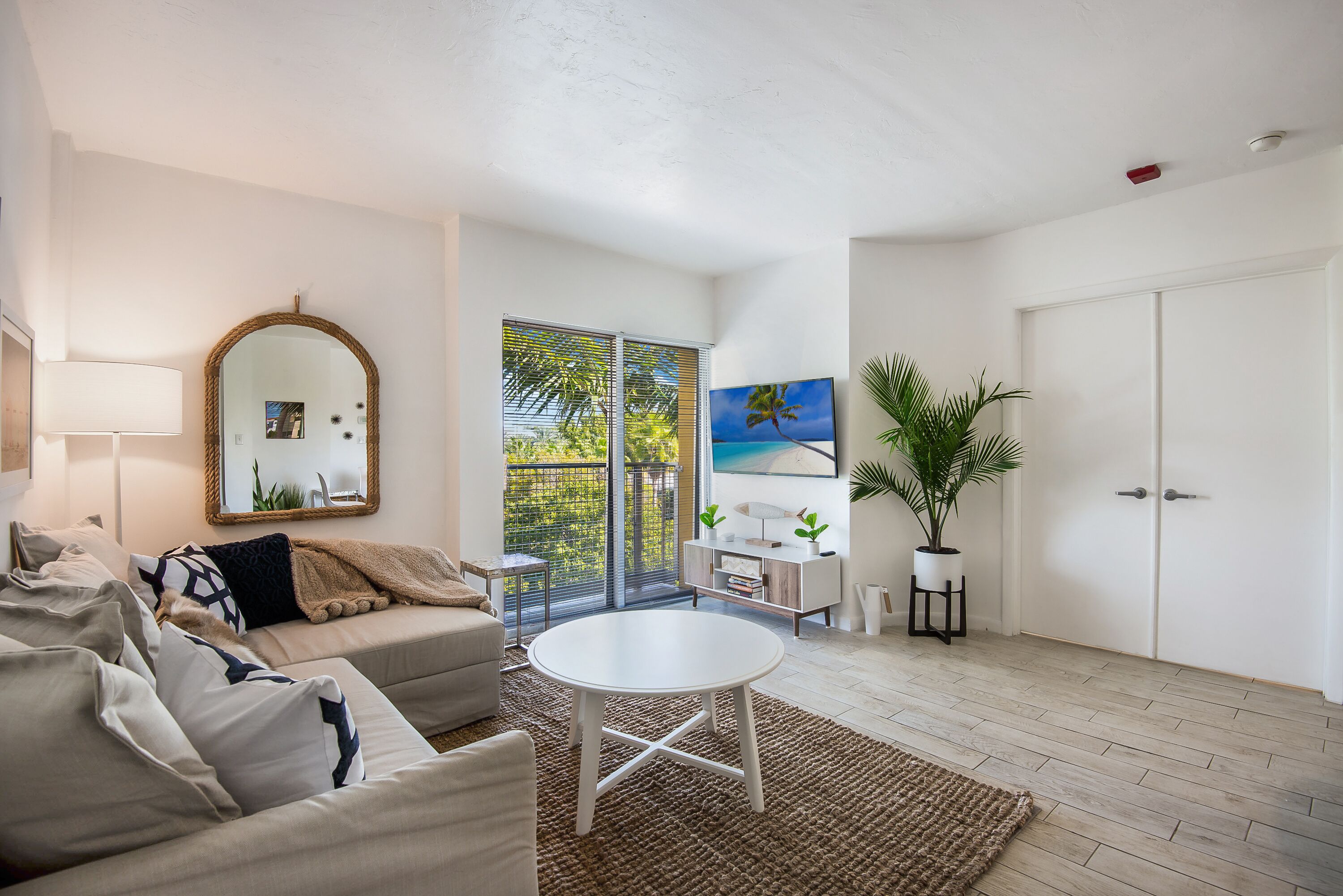 🏖️WALK TO BEACH🏖️Family Friendly Perfect Location-Parking