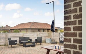 Outdoor dining - Nice apartment in Bindslev with WiFi (Bindslev)