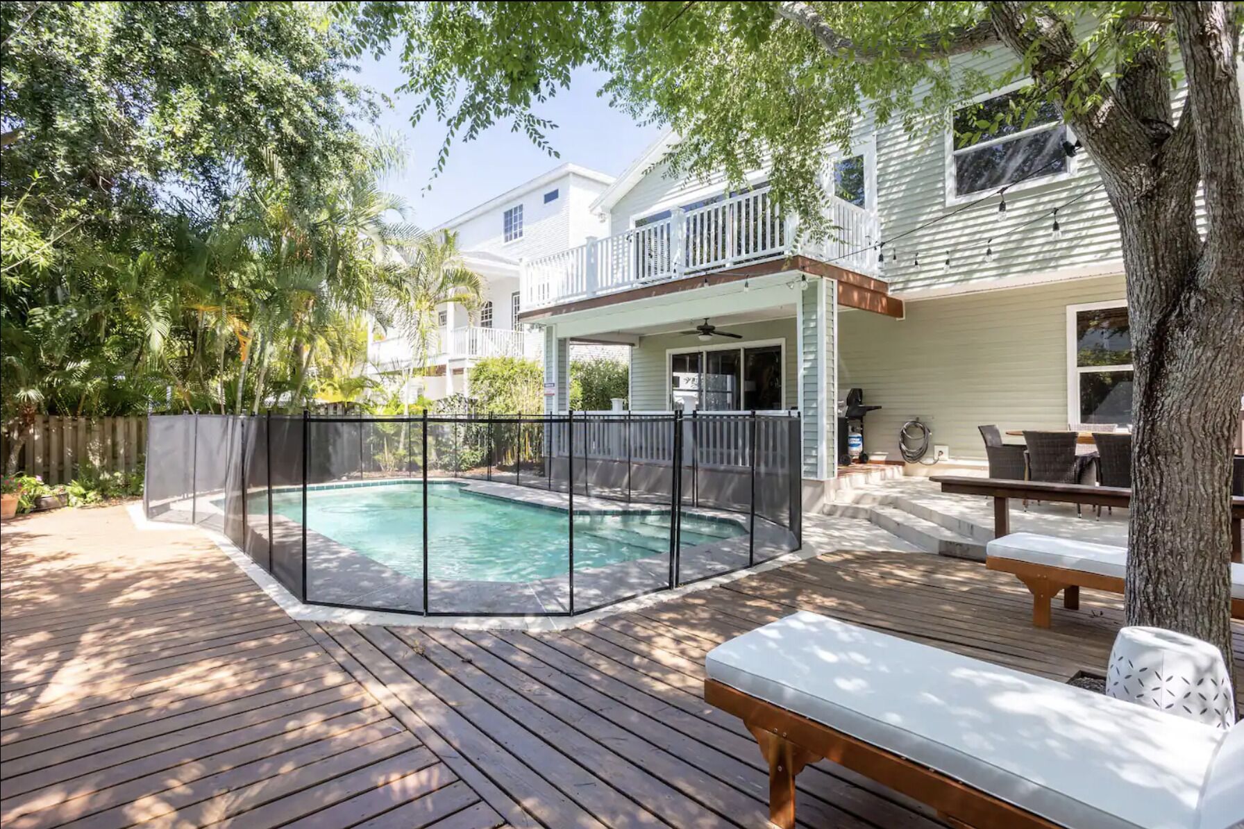 CRYSTAL BEACH HOME | PRIVATE POOL | WALK TO BEACH