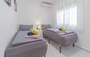 2 bedrooms, free WiFi