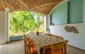Outdoor dining - Beautiful apartment in Vignale Monferrato (Vignale Monferrato)