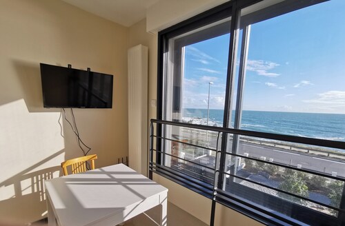 Waterfront T3 - sea view - garden, terrace, free parking