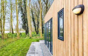 Exterior detail - Lovely home in Heinkenszand (Heinkenszand)