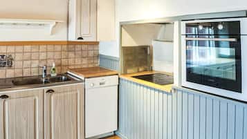 Geladeira, fogão, cooktop, lava-louças