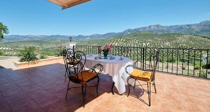 Gorgeous home in Cazorla