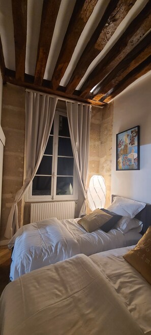 2 bedrooms, free WiFi, bed sheets