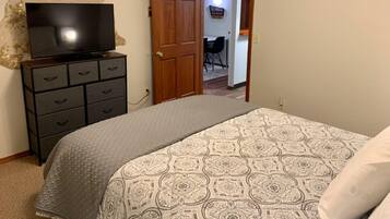 Condo, 2 Bedrooms | 2 bilik tidur