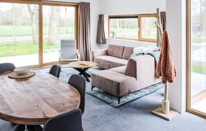 Smart TV - Gorgeous home in IJhorst with kitchen (IJhorst)