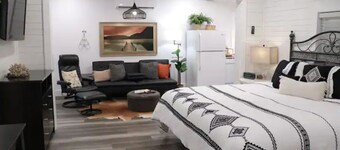 Ky Lake/Tn River Lake Cabin Wi-Fi 100mps