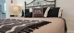 1 makuuhuone, silitysrauta/-lauta, ilmainen Wi-Fi, vuodevaatteet