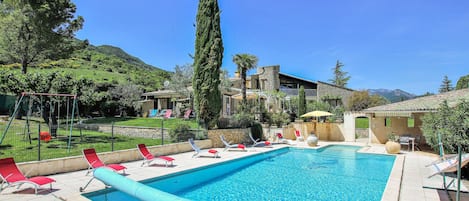 Utomhuspool