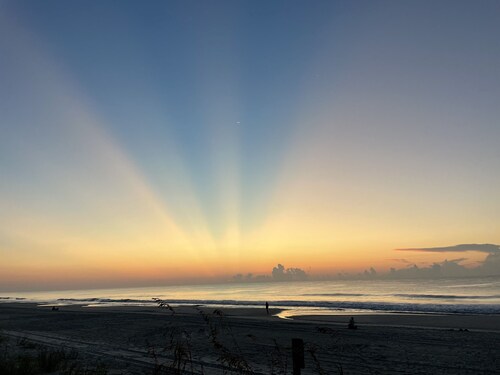 First Floor Home, No Stairs, Only One Block From The Ocean