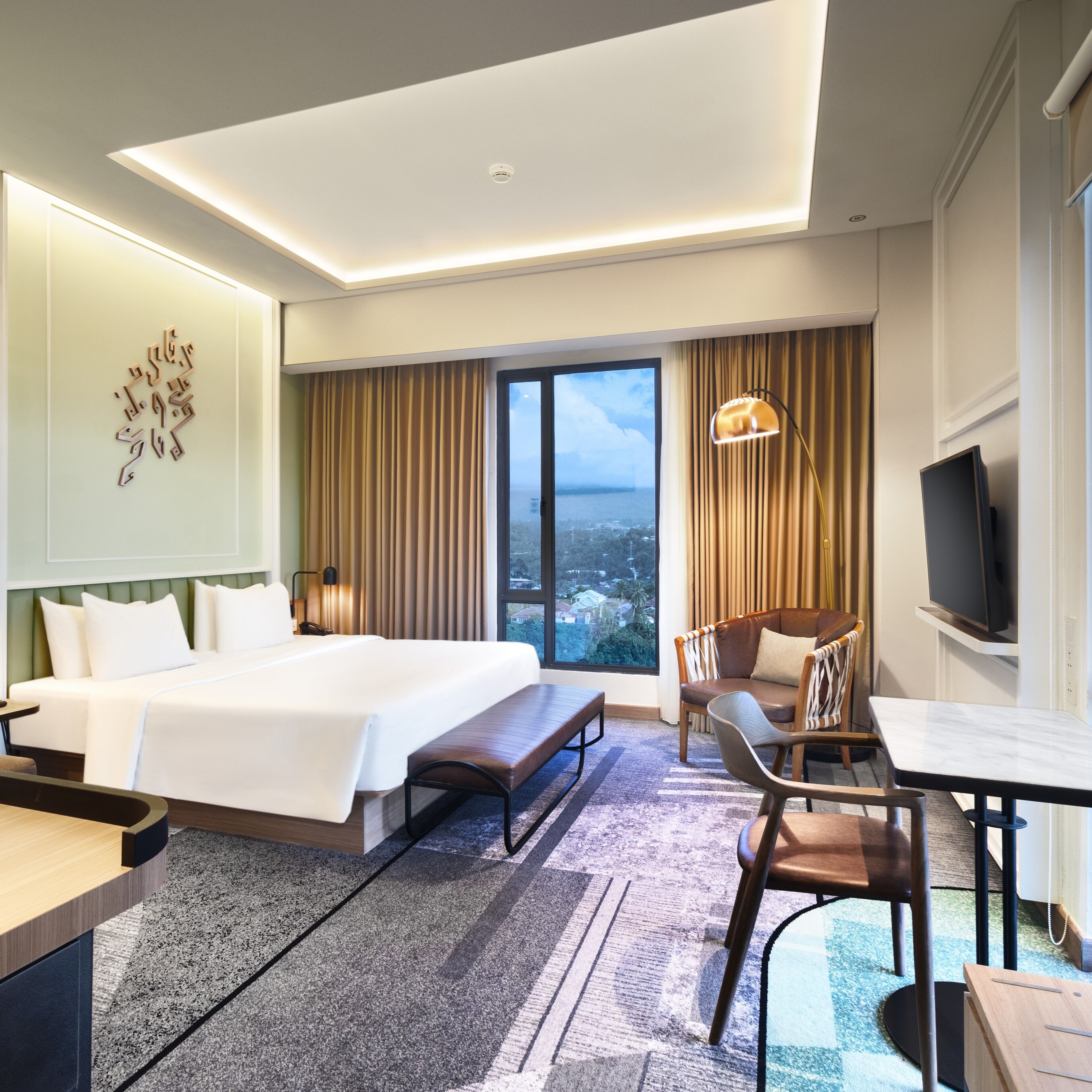 Family King | Soundproofing, iron/ironing board, free WiFi, bed sheets