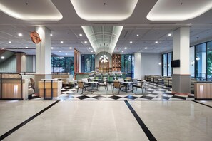 Lobby lounge - Luwansa Hotel & Convention Center Manado (Manado)