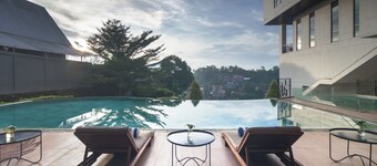 Luwansa Hotel & Convention Center Manado