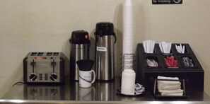 Kaffee und/oder Kaffeemaschine