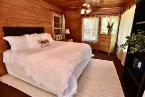 獨棟房屋, 4 間臥室 | 4 間臥室、床單