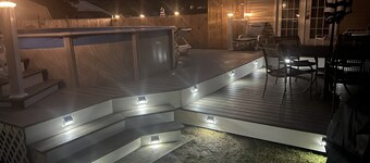 Cape May 4 Bed Pool Oasis,Dog Friendly, Sleeps 10, Outdoor shower + Firepit + EV