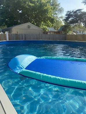 Outdoor pool - Cape May 4 Bed Pool Oasis,Dog Friendly, Sleeps 10, Outdoor shower + Firepit + EV (Cape May)