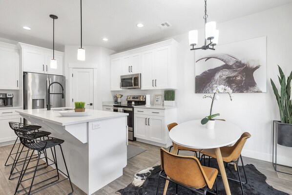 Fridge, microwave, oven, stovetop