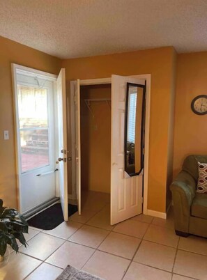 Unclassified image, 2 of 38, button