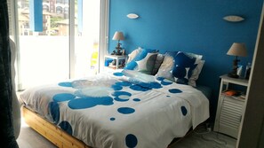 2 habitaciones, cuna de viaje, wifi gratis y ropa de cama 