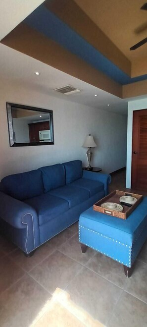 Living area - Suit Rivas 132 Gran Pacifica Resort (Villa El Carmen)