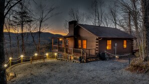 Exterior - Sum Fun by Escape to Blue Ridge (Blue Ridge)