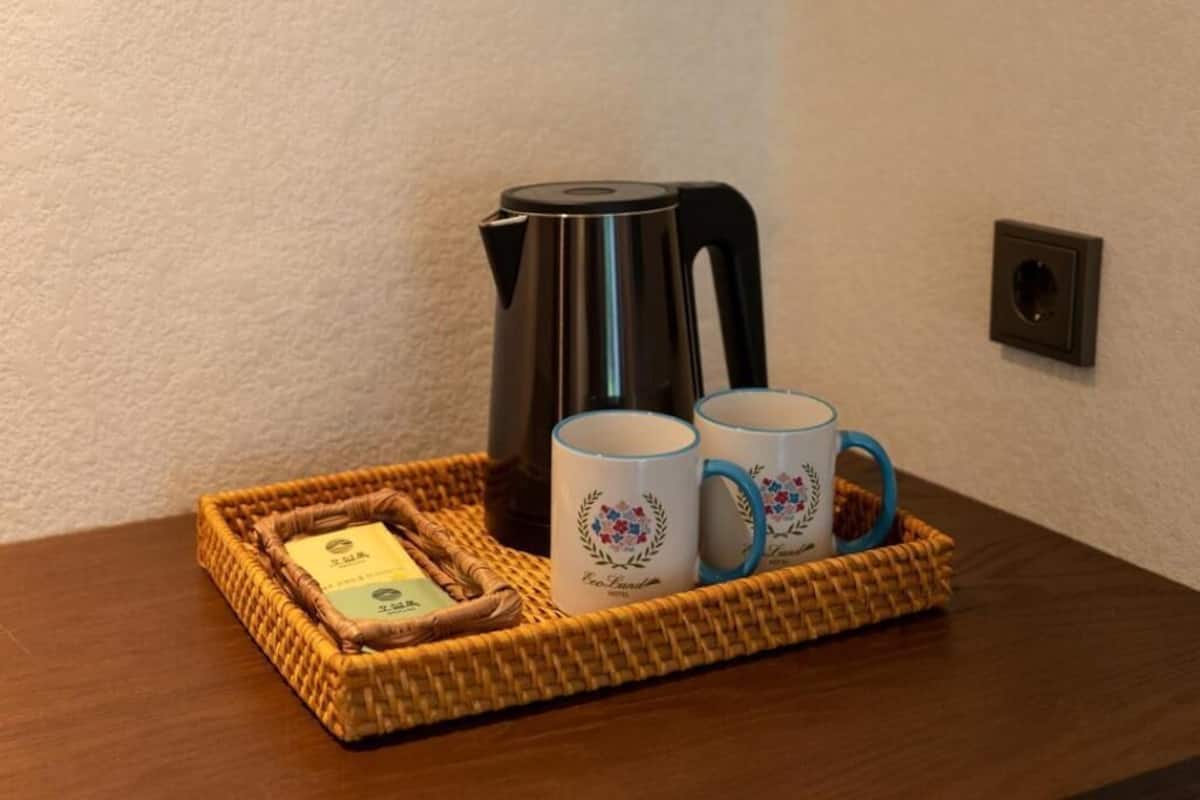 Kopi dan/atau pembancuh kopi