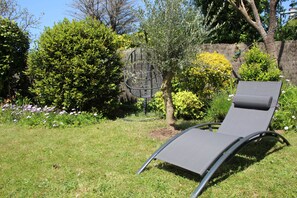 Property grounds - Bénodet house located 700 meters from beaches. (Bénodet)