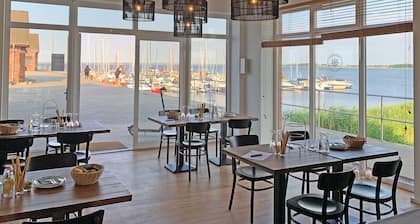 Bades Huk Marina Hotel