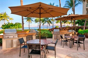 Outdoor dining - Westin Ka'anapali North - Beautiful Resort On The Beach! Family Friendly Resort (Lahaina)