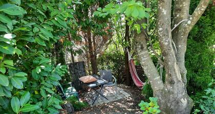 Schöne Terrassenferienwohnung , 85m² 2 Schlafzimmer und ein großes Wohnzimmer