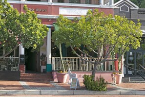 Exterior - Harbour Terrace 40 - Loft Apartment (Cape Town)
