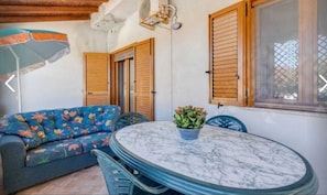 Casa, 2 quartos, para fumantes | Área de estar