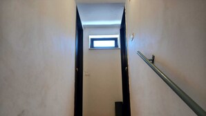 Unclassified image, 4 of 26, button - Room-room in the Historic City Centre (Catania)