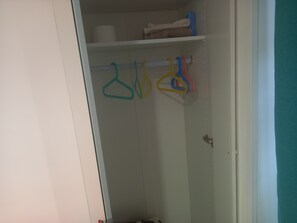 Room, 1 Bedroom | 1 bedroom - Room-room in the Historic City Centre (Catania)