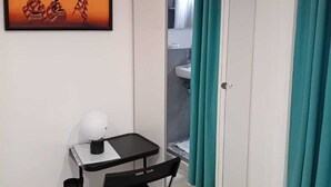 Unclassified image, 5 of 26, button - Room-room in the Historic City Centre (Catania)