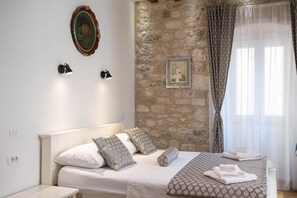 Room, 1 Bedroom, City View | 1 bedroom - Room-stephane City Vibe Suites - Superio (Trogir)