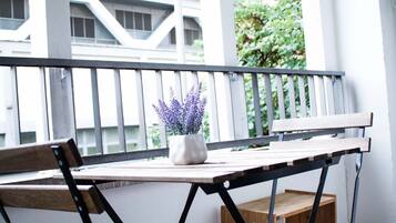 Shared Dormitory, 1 Bedroom, Balcony | Balcony