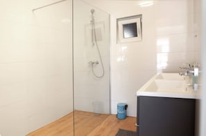 Apartment, 1 Bedroom, Balcony, Garden View | Bathroom - Basilea Superior Apartment (Malinska-Dubasnica)