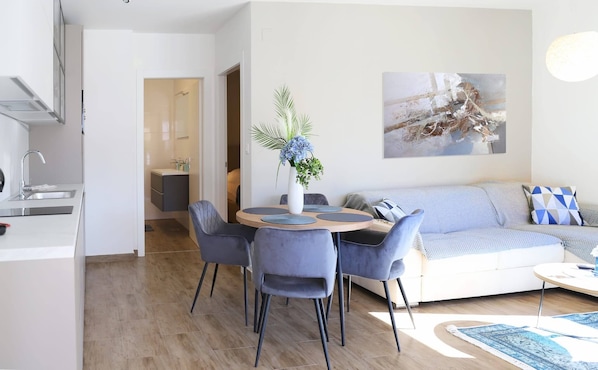 Living room - Basilea Superior Apartment (Malinska-Dubasnica)