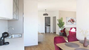 Unclassified image, 4 of 20, button - Basilea Beautiful Apartment (Malinska-Dubasnica)