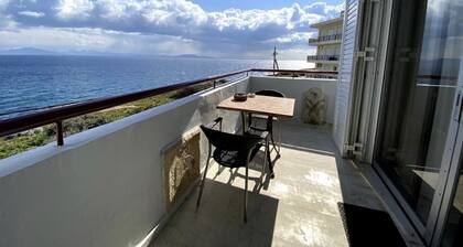 Nice Seafront Flat - Beach Port Athens Airport
