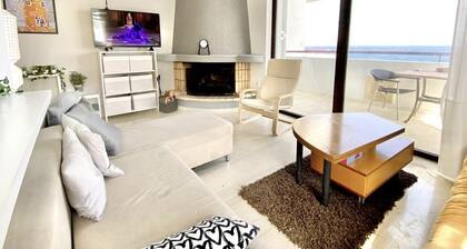 Nice Seafront Flat - Beach Port Athens Airport