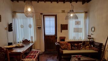 Rumah, 2 kamar tidur, balkon, pemandangan kota | Ruang makan
