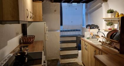 "skopelos- Iris - Your Traditional Home"