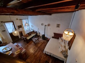 Casa, 2 quartos, sacada, vista para a cidade | Área de estar