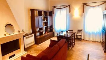 Chambre, 2 chambres, accessible aux personnes à mobilité réduite, balcon | Intérieur